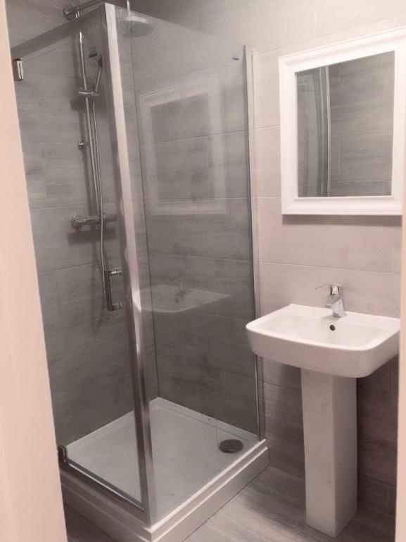 Abbey Wood Station Five Bedroom Self Contained House Exterior foto